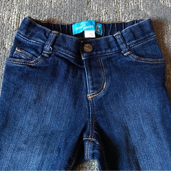 Old Navy Toddler Girl Skinny Jeans Size 2T - Picture 3 of 5